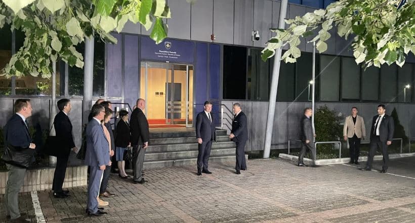 Veriu i Kosovës/ Kurti takim me Lajçak dhe Escobar, në fokus marrëveshja për ulje tensionesh