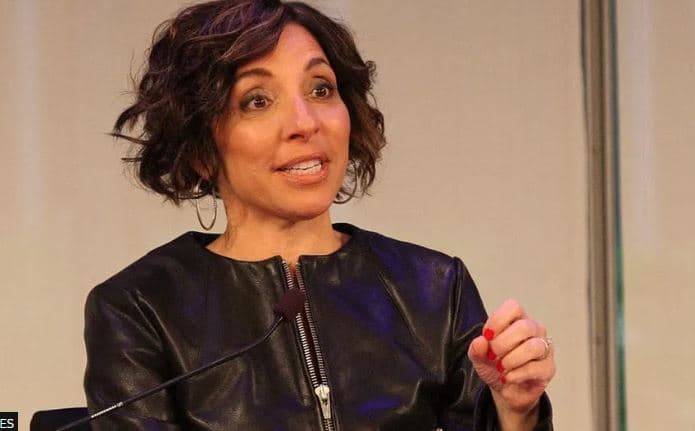 Linda Yaccarino zëvendëson Elon Musk në postin e shefit të Twitter