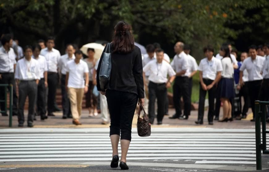 Japonia, qeveria dëshiron 30% të grave në role drejtuese