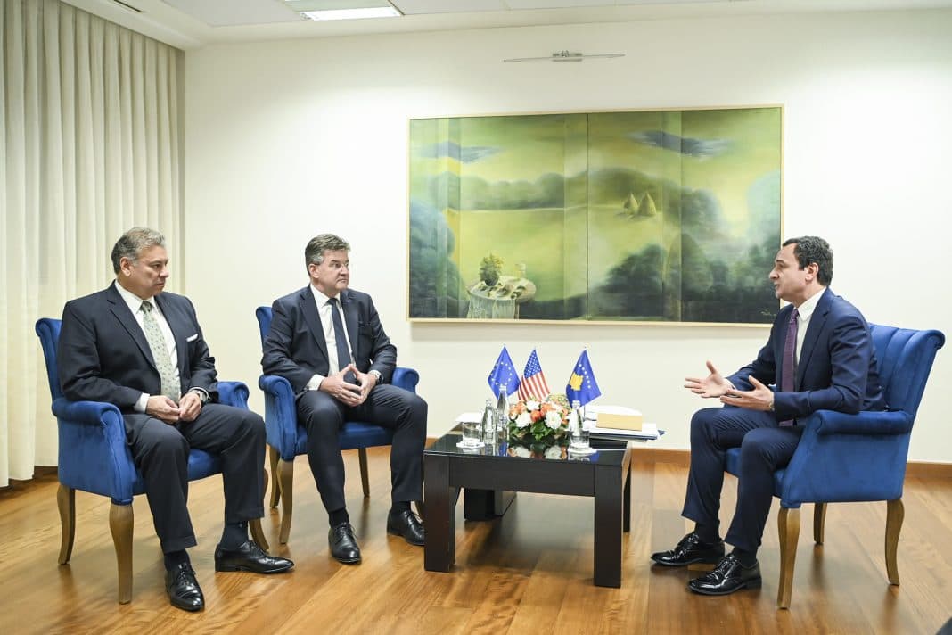 Escobari dhe Lajçaku me tri kërkesa për Kurtin, bisedimet zgjasin dy ditë