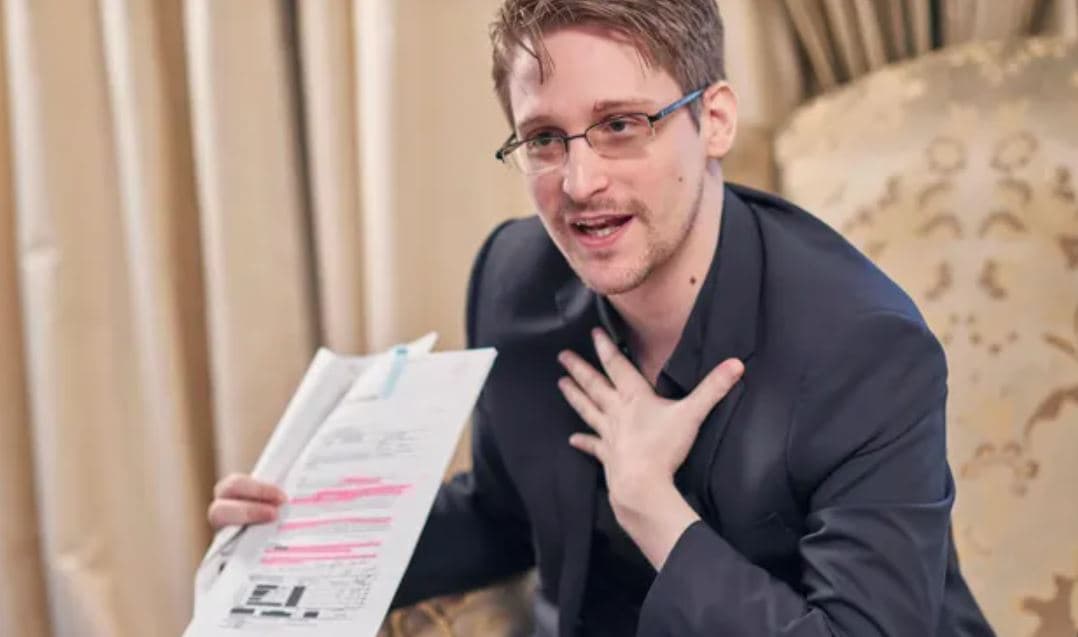 “Nuk pendohem”, Edward Snowden flet pas 10 vitesh nga publikimi i dokumenteve sekrete