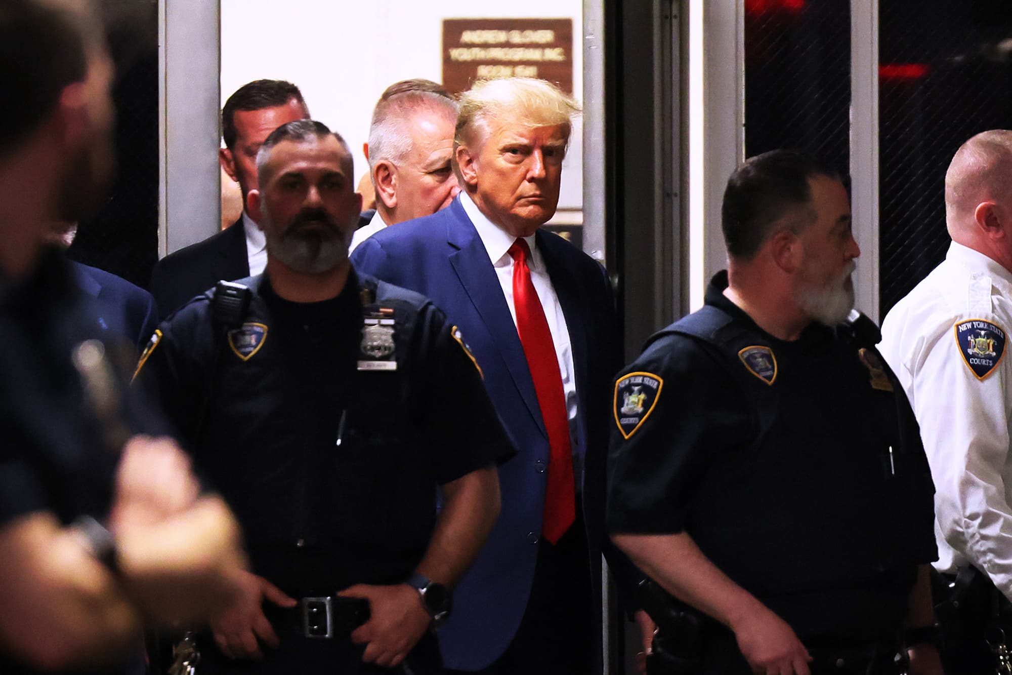 Trump përballet me akuza penale për keqpërdorim dokumentesh të klasifikuara