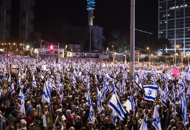 Protesta masive në Izrael, mbi 100 mijë qytetarë kundër Reformës në Drejtësi