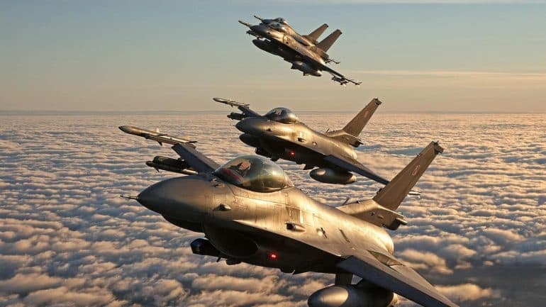 Vonesa dhe anulime fluturimesh për shkak të stërvitjes ushtarake “Air Defender 23”