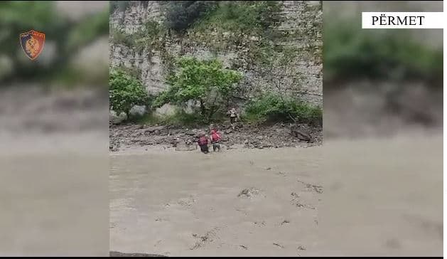 Bllokohen 7 turistë të huaj në Kanionin e Langaricës, shpëtohen nga policia