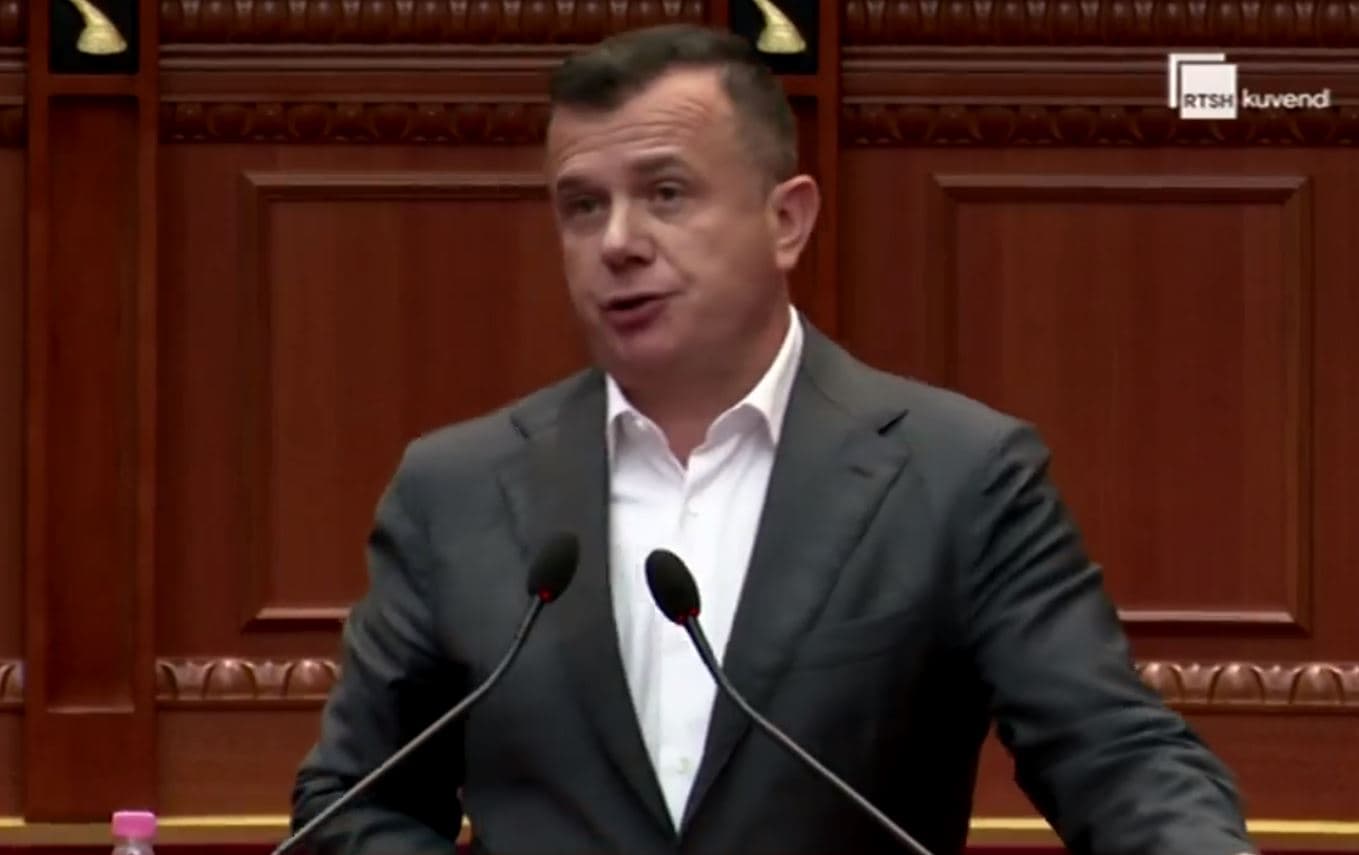 Opozita kërkon debat për tensionet në veri, Balla: Duan ta përdorin mish për top, Shqipëria krah Kosovës
