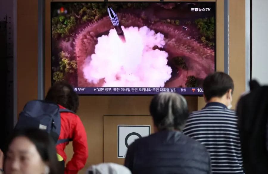 Koreja e Veriut lëshon dy raketa me rreze të shkurtër veprimi 