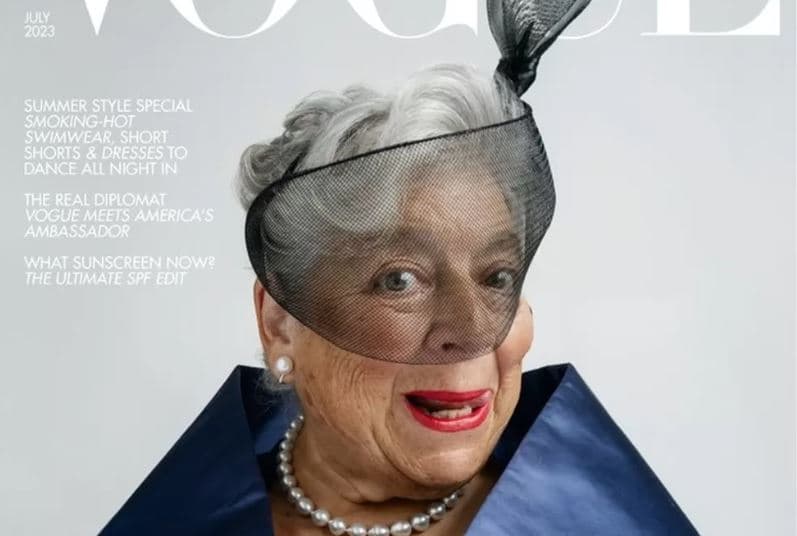 Aktorja Miriam Margolyes pozon për Vogue në moshën 82-vjeçare