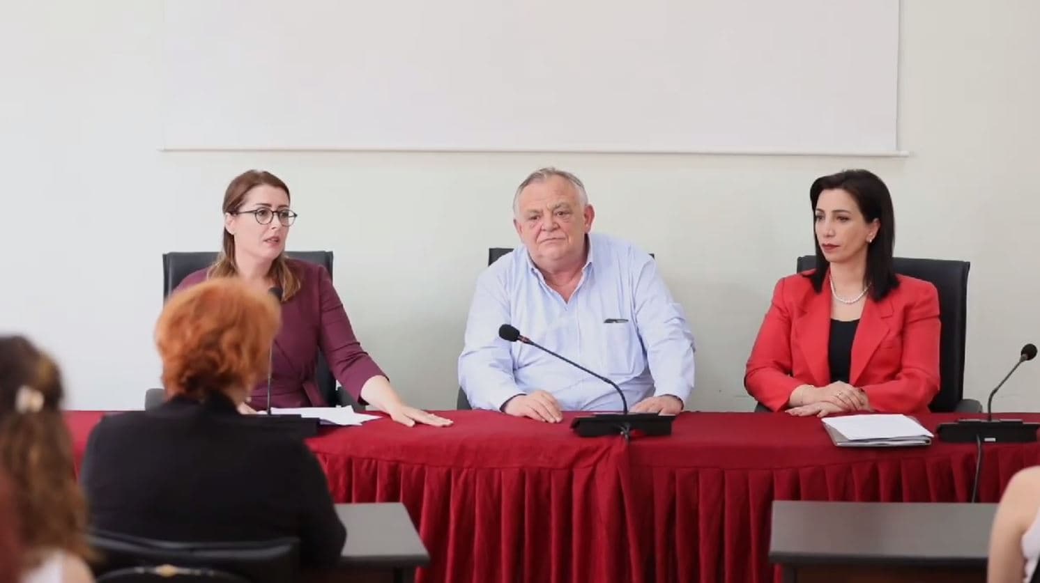 Kushi dhe Manastirliu takim me studentët e mjekësisë, draft për plotësimin me mjekë në vitet e ardhshme