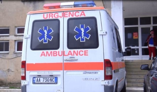 Ra në kontakt me rrymën elektrike teksa po punonte me autokombajnë, humb jetën 35-vjeçari në Vlorë