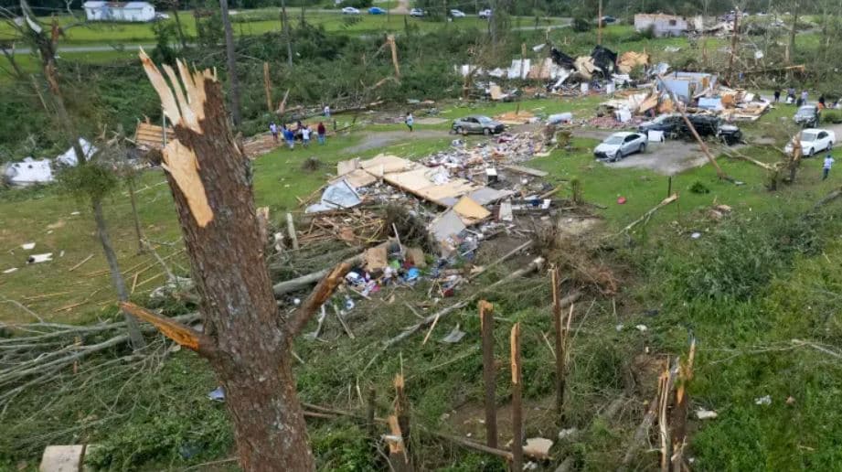 Tornadot shkaktojnë 1 të vdekur dhe dhjetëra të plagosur në Mississippi