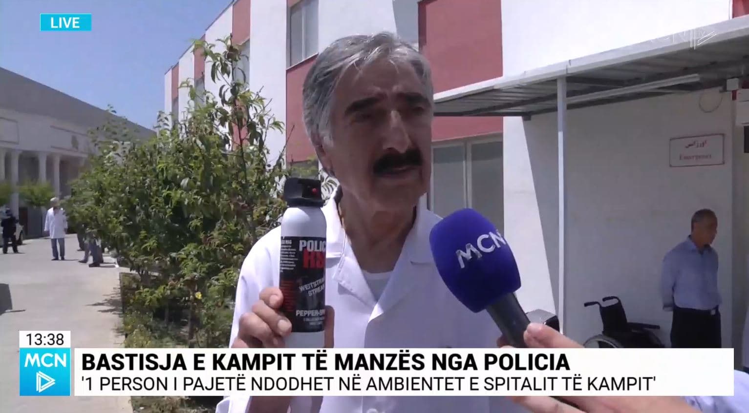 MCN TV hyn në spitalin e kampit “Ashraf 3”/ Doktori:  Viktima u sulmua me spraji piper, për pasojë ndërroi jetë 