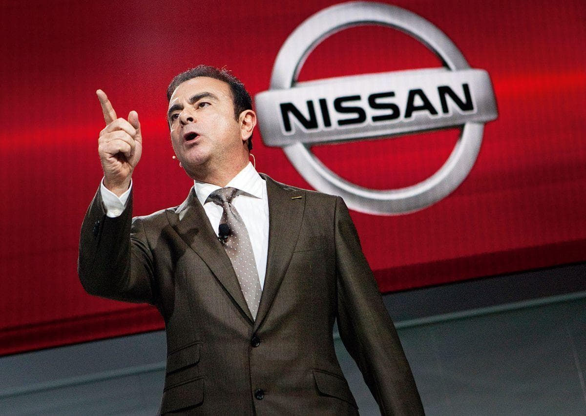 Carlos Ghosn padit Nissan për 1 miliard dollarë