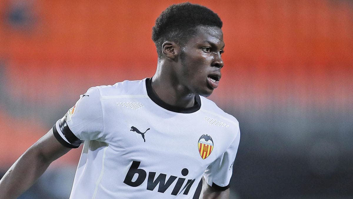 Duel gjigandësh për  Musah 