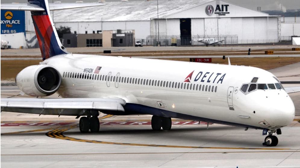 E thith motori i avionit, humb jetën punëtori në SHBA