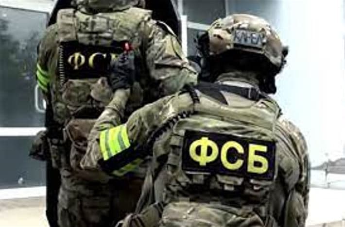 Dërgonte para në Ukrainë, FSB arreston një shtetas rus