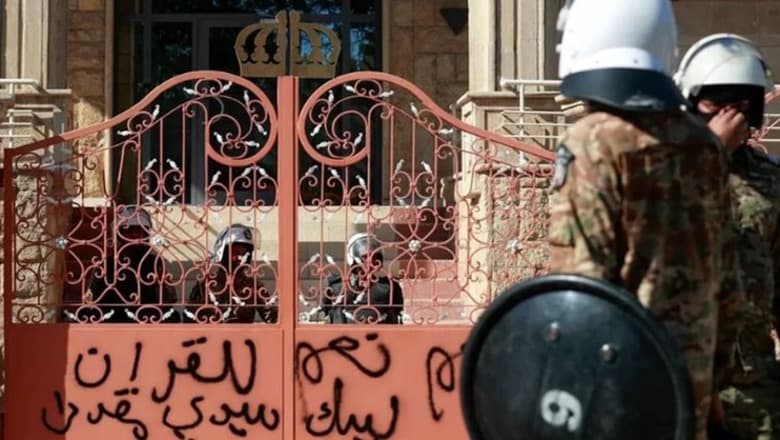 Irakianët sulmojnë ambasadën suedeze në Bagdad