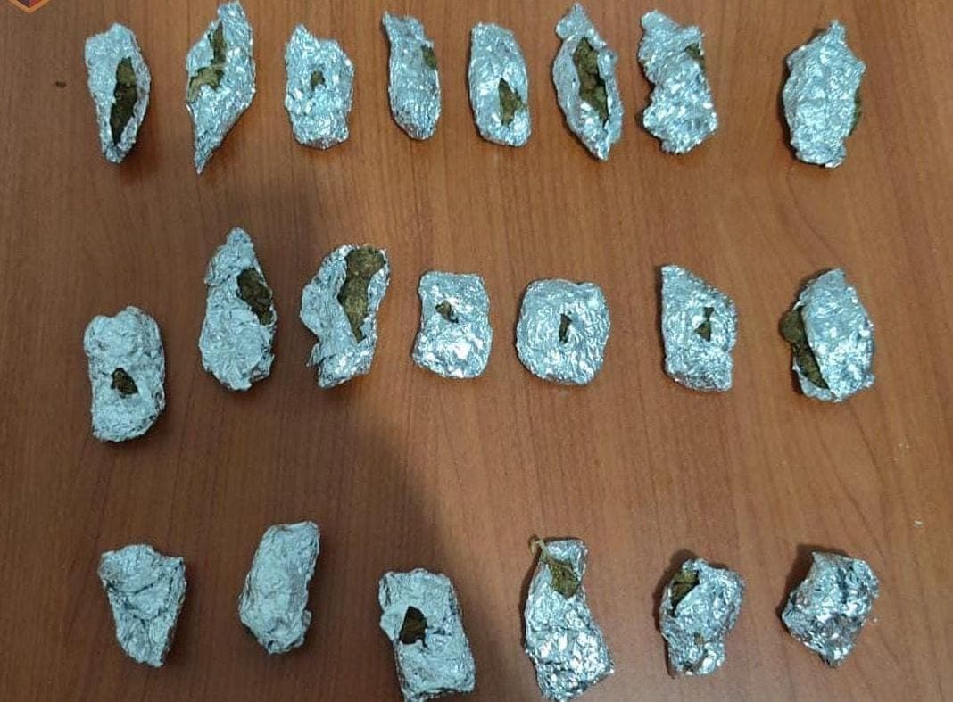 Shiste kokainë, kanabis dhe ekstazi në lokalet e Golemit, pranga të riut 