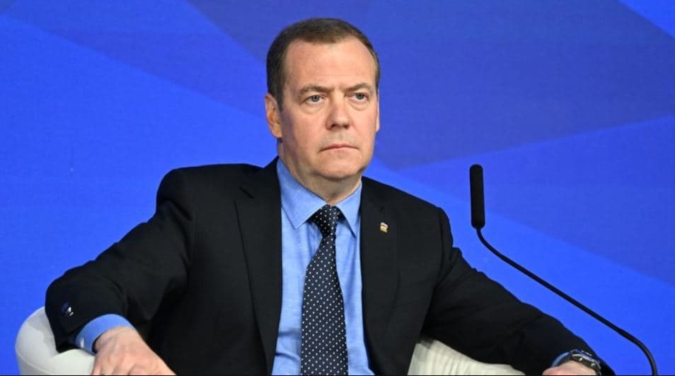 Medvedev i kundërpërgjigjet Polonisë: Ky skenar mund të fillojë një luftë bërthamore 