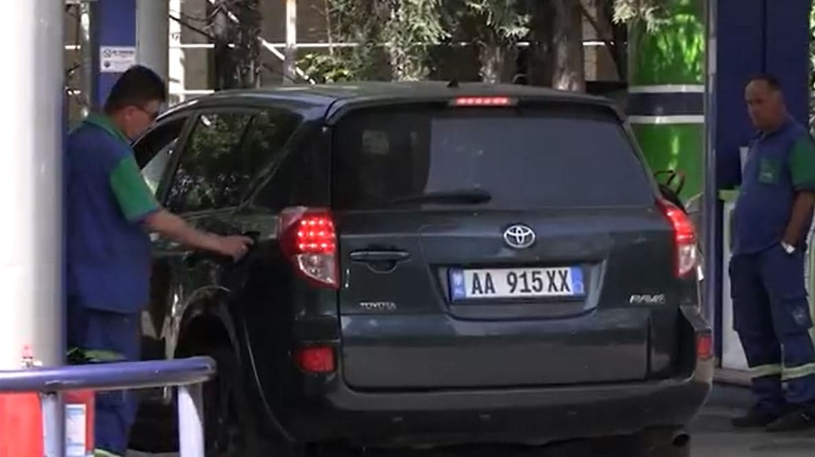 Nuk bien çmimet e karburanteve/ Qytetarët e indinjuar: Ta rrisin më shumë se jemi mësuar (VIDEO)