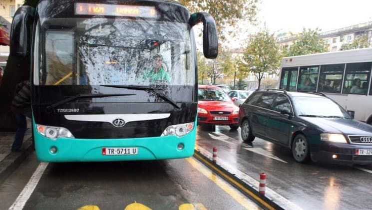 Urbani i Unazës përplaset me motorin, plagoset një 12-vjeçar