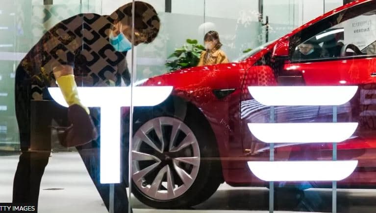 Tesla regjistron numër rekord shitjes të makinave elektrike