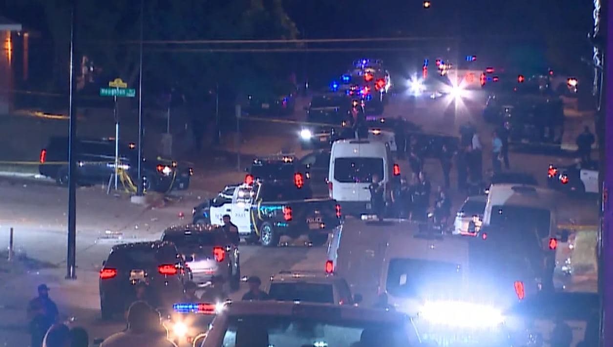  Të shtëna me armë zjarri në Texas, 3 të vdekur dhe 8 të plagosur