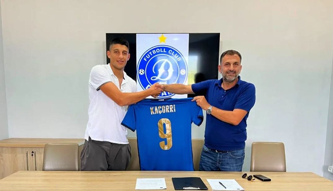 Sezonin e fundit luajti në Superiore, Dinamo prezanton sulmuesin