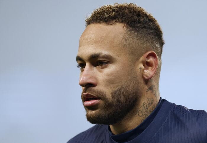 Ndërtoi liqen në mënyrë të paligjshme, Brazili gjobit Neymar 3.3 milionë dollarë