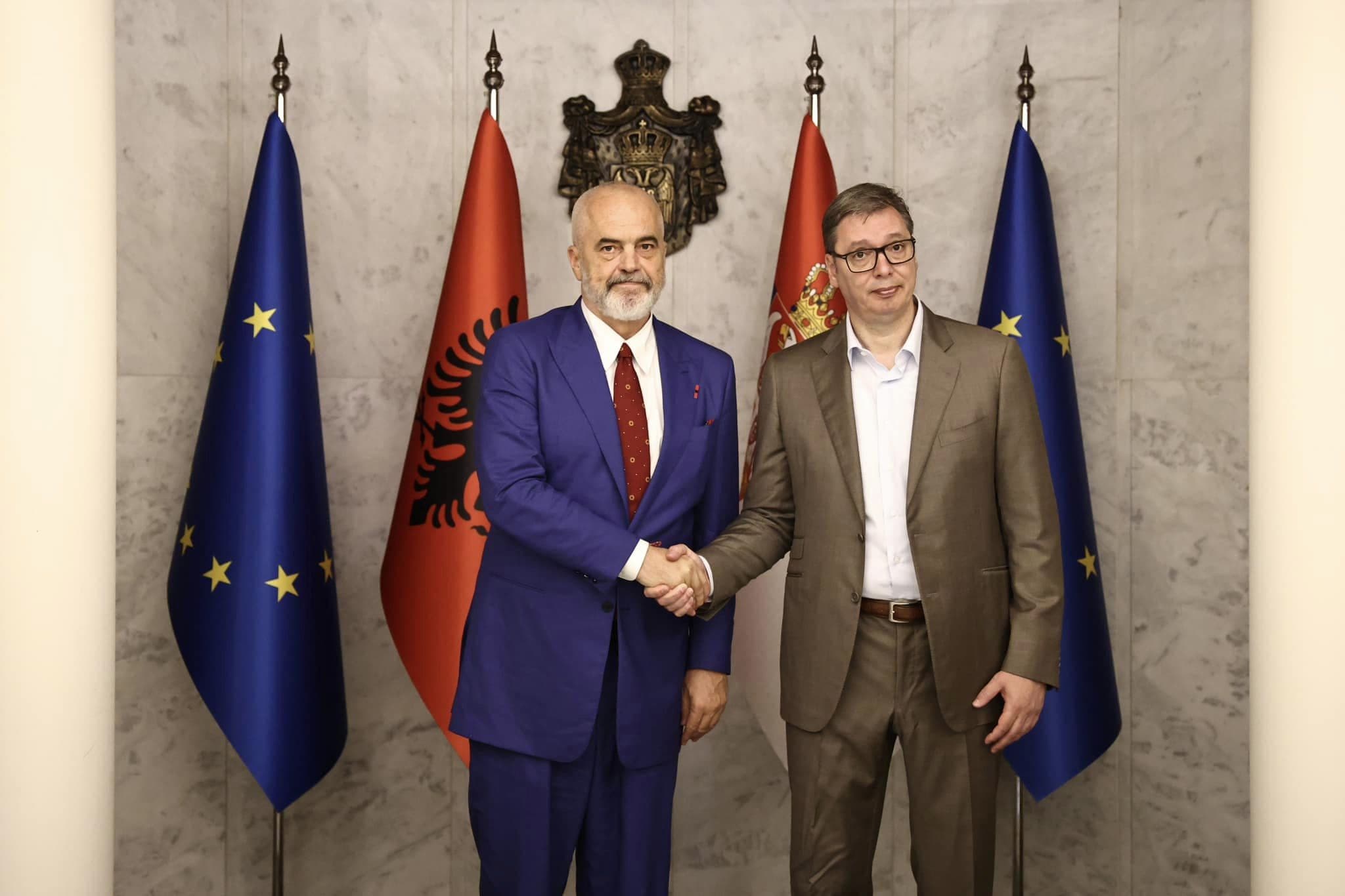 "Kosova", Vuçiç: Zgjidhja, asociacioni i komunave serbe. Rama: Dialogu rruga e duhur, jo tensionet