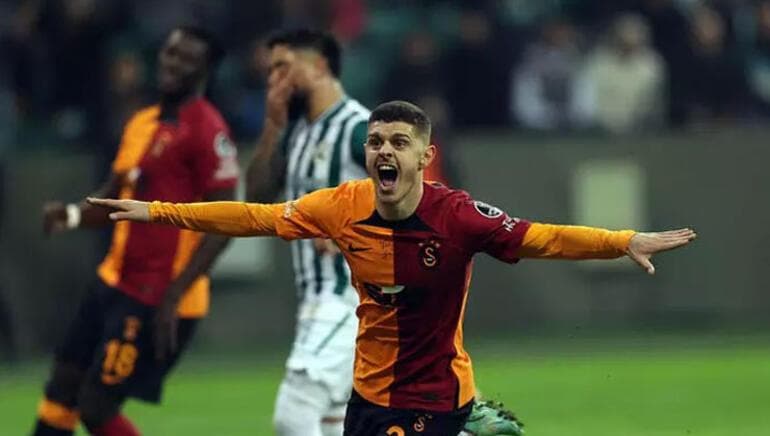 Galatasaray arrin marrëveshjen për transferimin e Rashicës