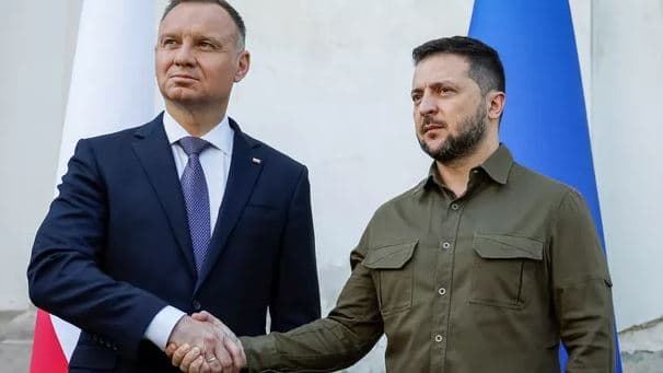Zelensky takohet me presidentin polak Duda në Lutsk