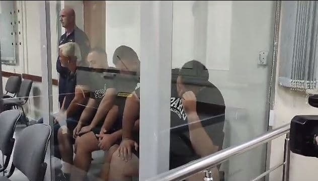 Sulmi me shkopinj në Fushë-Krujë, lihen në burg 3 nga të arrestuarit, lirohet pronari i lokalit