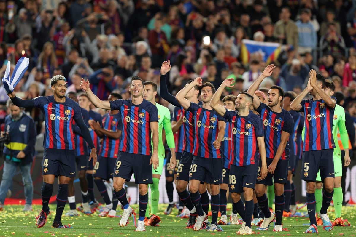 Barcelona deklaron largimet