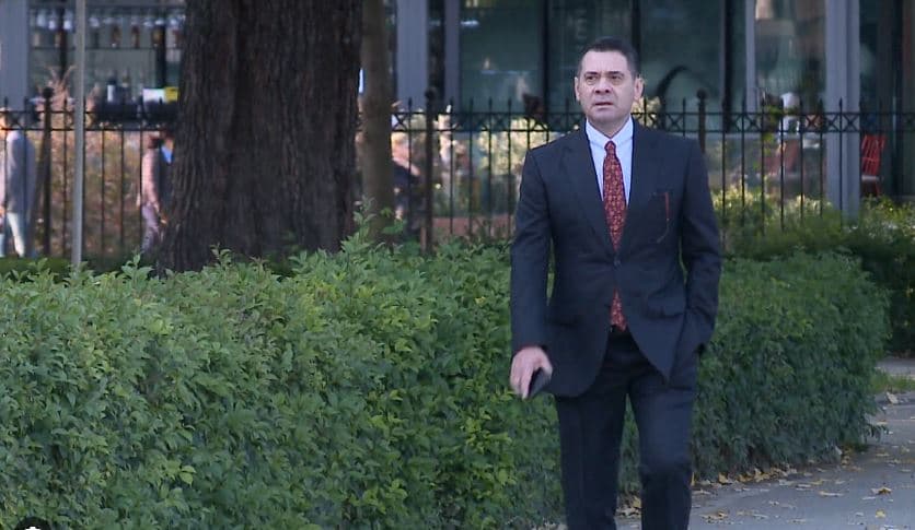 Arben Ahmetaj është larguar nga Shqipëria 