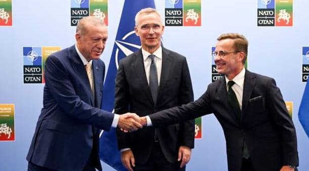 Turqia mbështet kërkesën e Suedisë për hyrjen në NATO