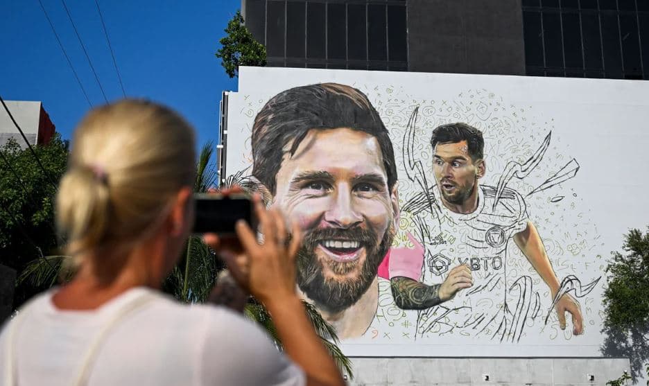 Lionel Messi mbërrin në Florida, një hap më afër debutimit të tij në Miami