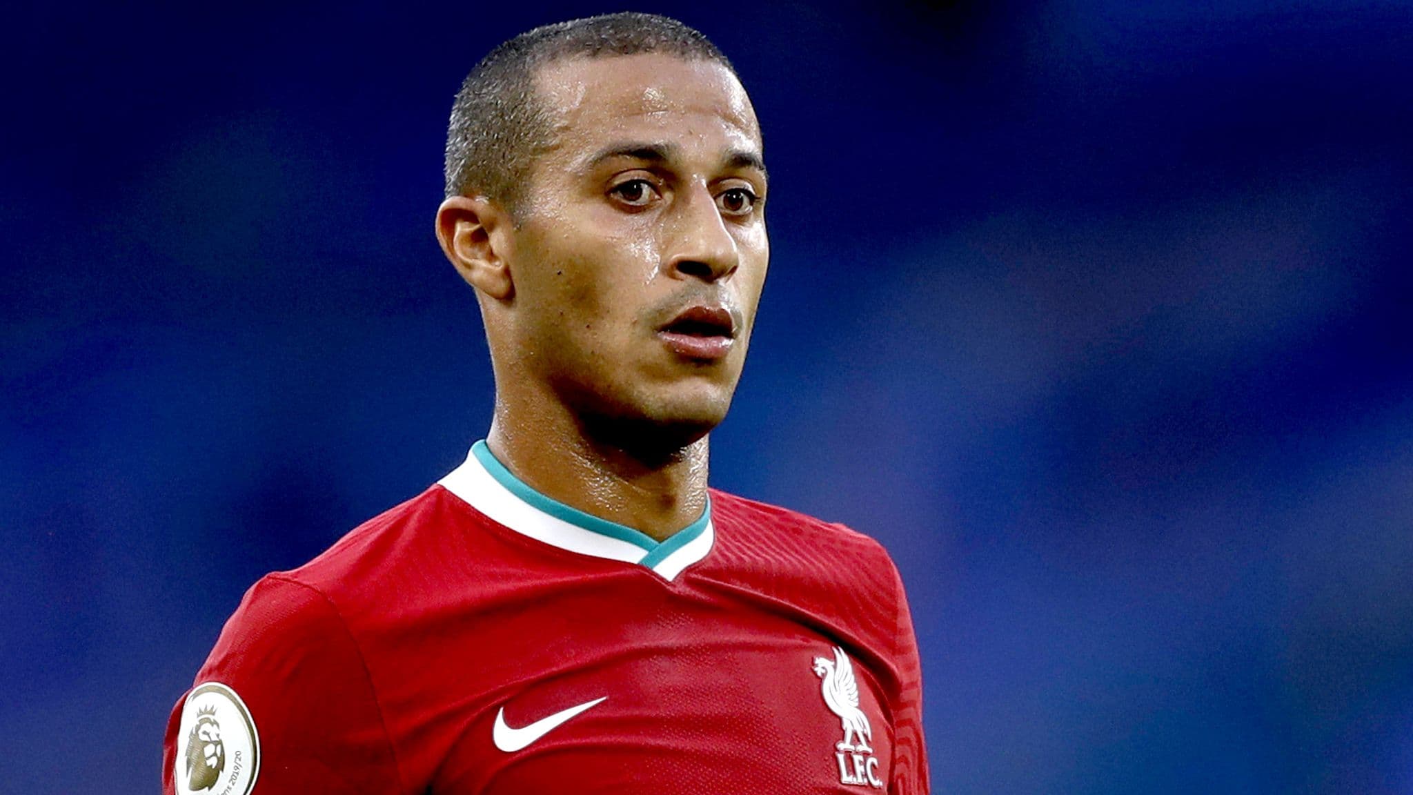 Barcelona pretendon rikthimin e Thiago Alcantaras 