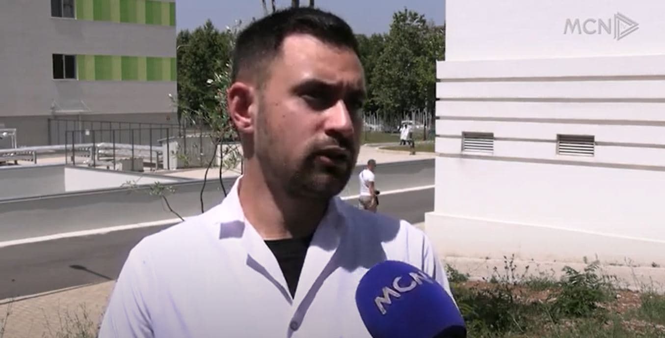 “Rezistenca” e studentëve të mjekësisë/ Thirrje maturantëve t’i bashkohen protestës (VIDEO)