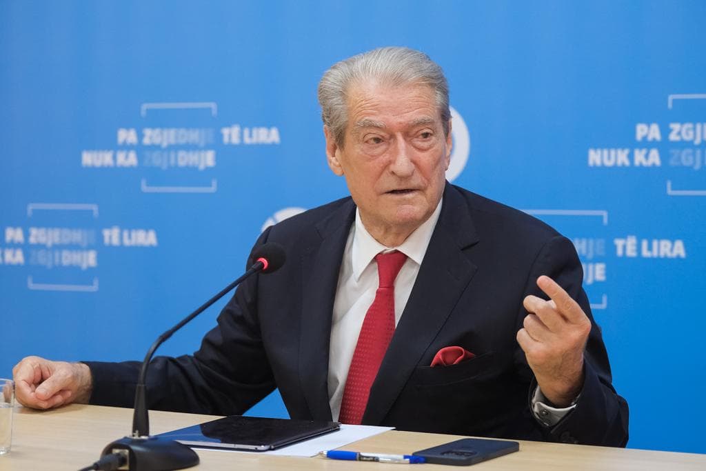 Inceneratorët/ Berisha: Ndërmarrja e Edi Ramës. Mireli dhe Klodiani, të punësuar privatë