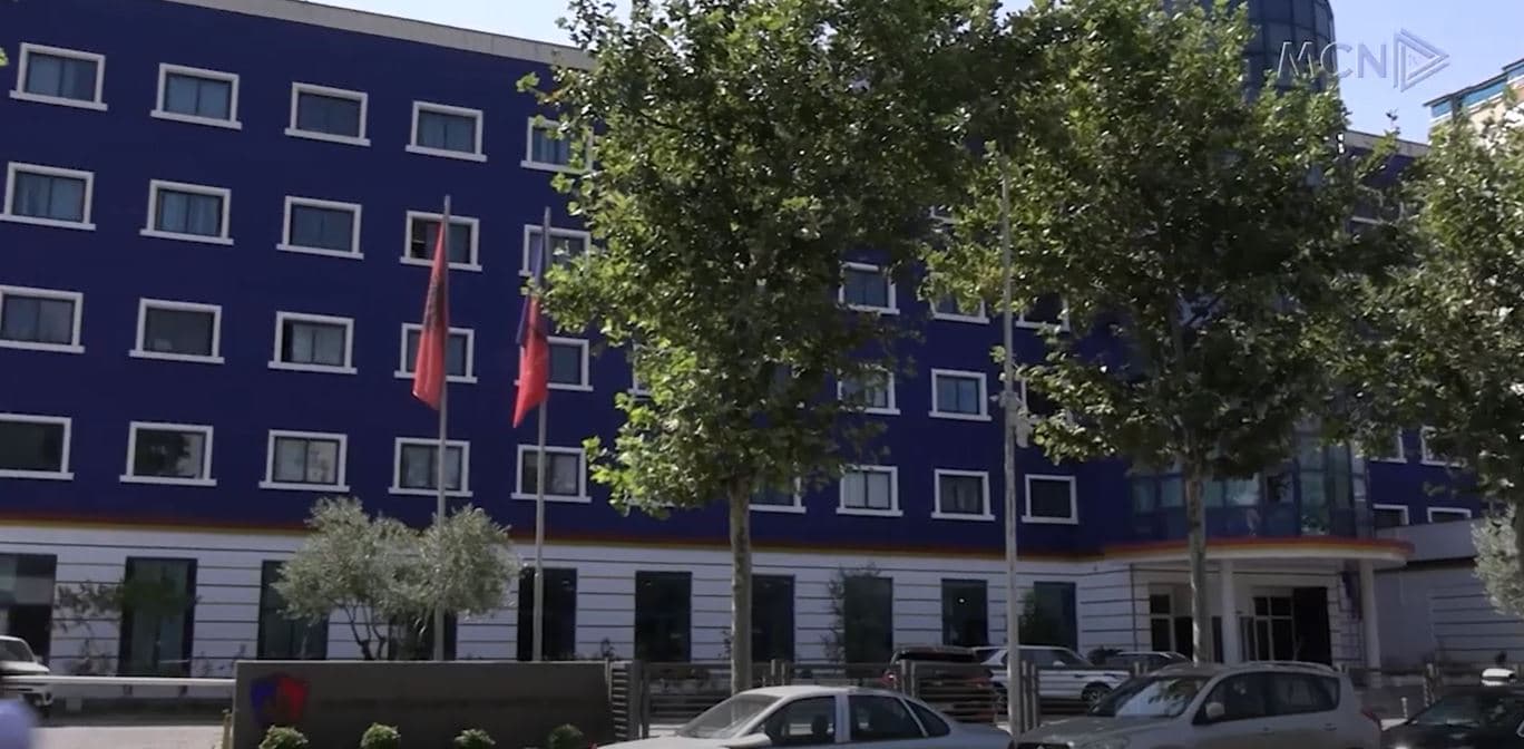 Dhuna e Rrajave, lirohen 3 shefa policie/ Krujë, transferohen 26 efektivë për bilanc negativ (VIDEO)