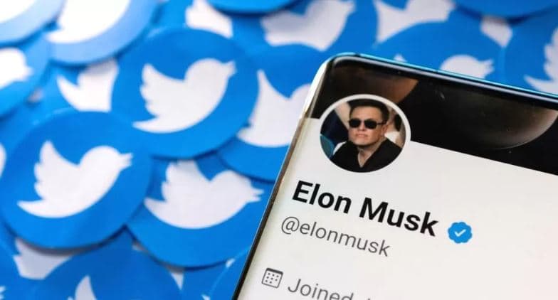 Që nga marrja prej Musk, Twitter humbet gjysmën e të ardhurave nga reklamat 