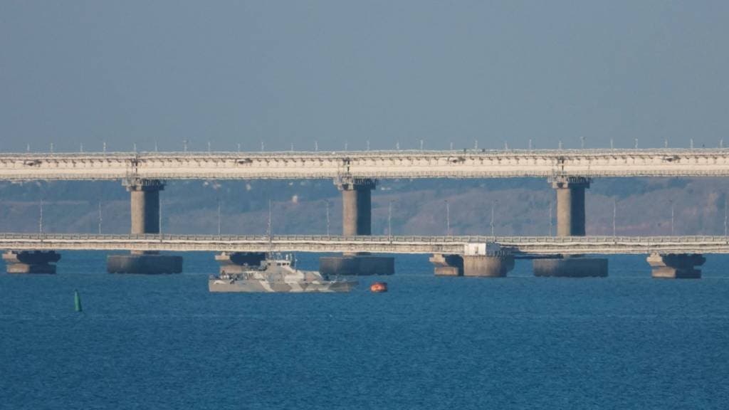 Sulmi me dy të vdekur në urë, zyrtari rus fajëson Ukrainën