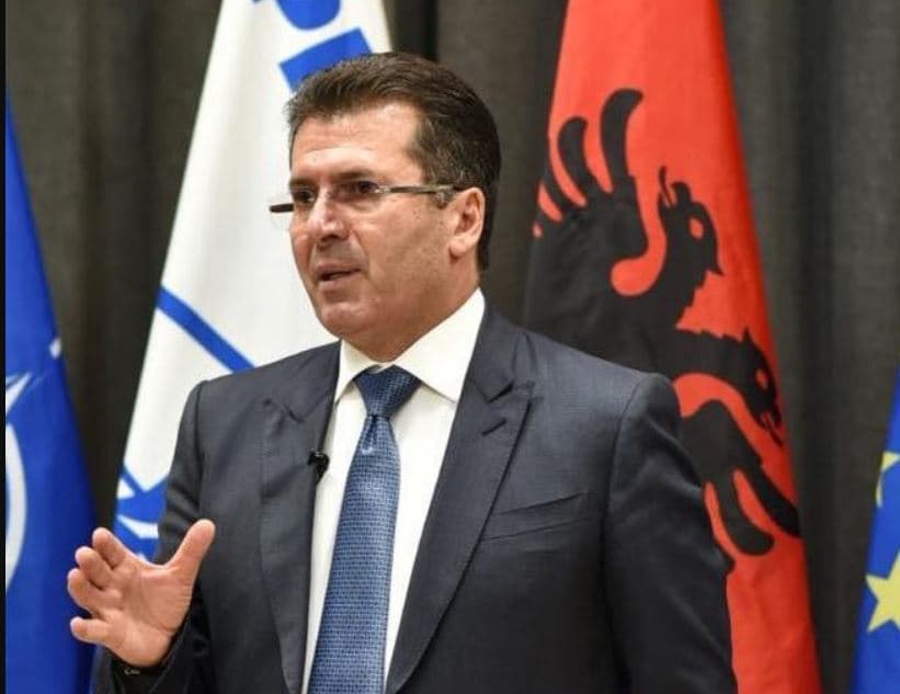 Avokatët  kërkuan gjykim të zakonshëm/ Shtyhet sërish gjyqi për Fatmir Mediun
