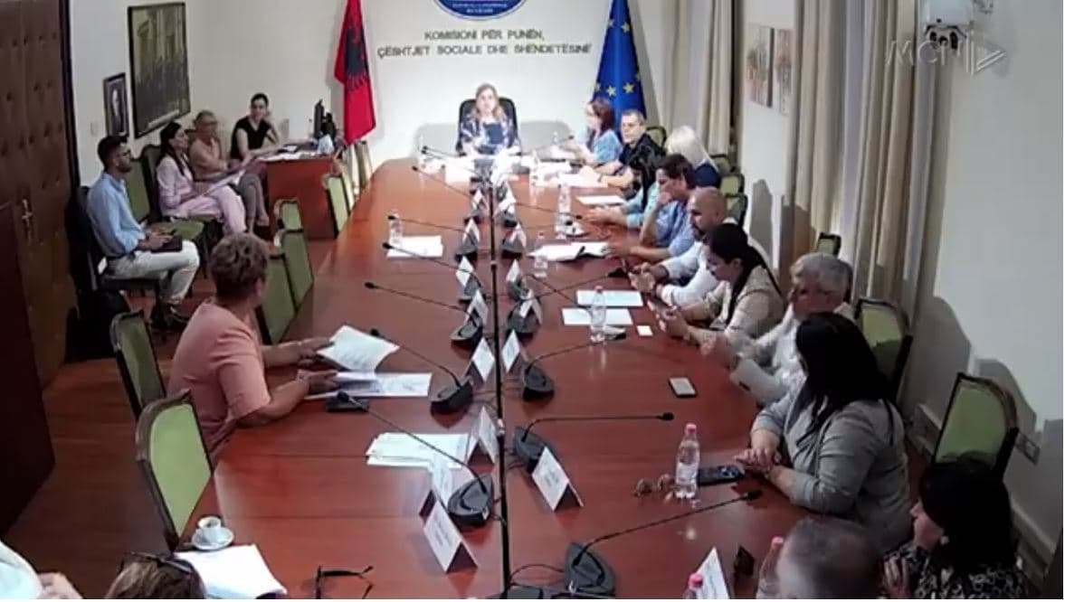 Miratohet kanabisi mjekësor. Opozita kundër: Nuk e kontrollojmë dot 