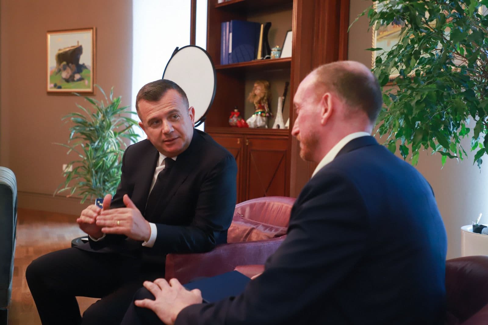 Balla takim me ambasadorin britanik: Bashkëpunim më i ngushtë kundër krimit të organizuar dhe emigracionit ilegal