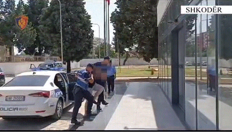 I vodhi paratë një shtetasi amerikan, arrestohet 21-vjeçari në Shkodër 