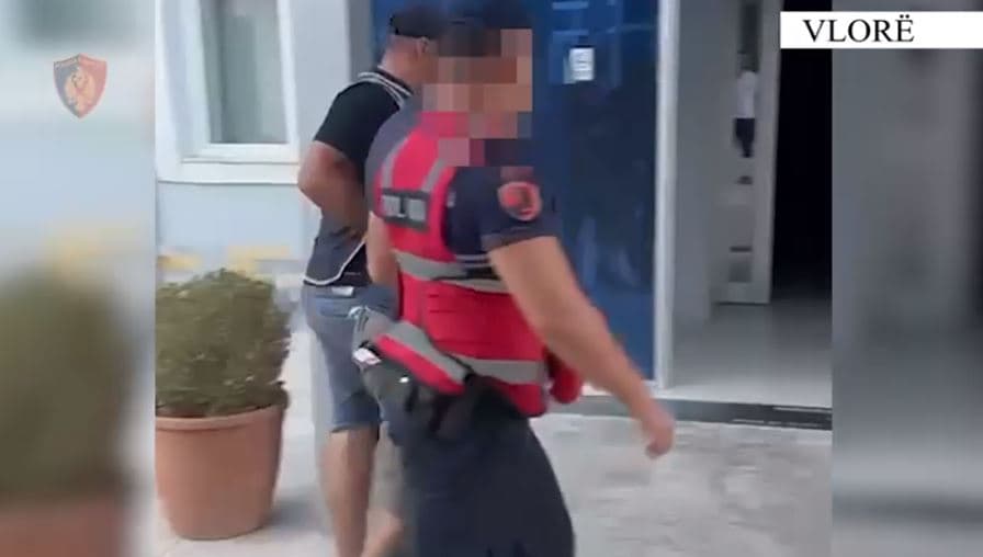 Shpërndante kanabis në doza, arrestohet 28-vjeçari në Vlorë