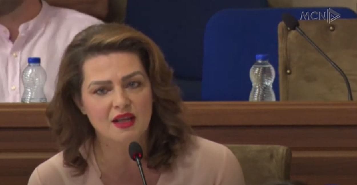 Streha e qenve përplas PD dhe PS/ Debate në mbledhjen e parë të këshillit në Shkodër (VIDEO)