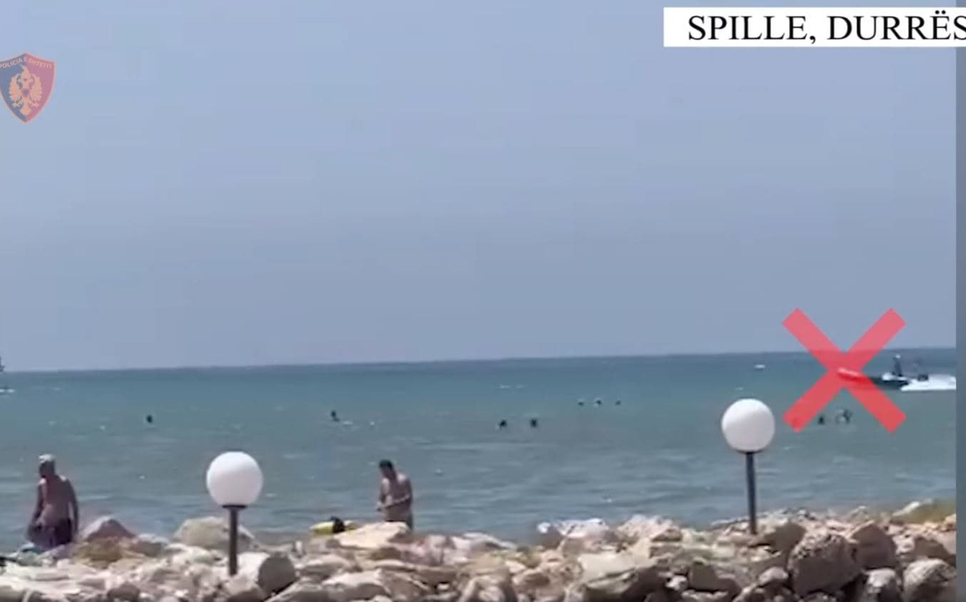 U fut me gomone në perimetrin e sigurisë, policia e Durrësit i sekuestron mjetin 